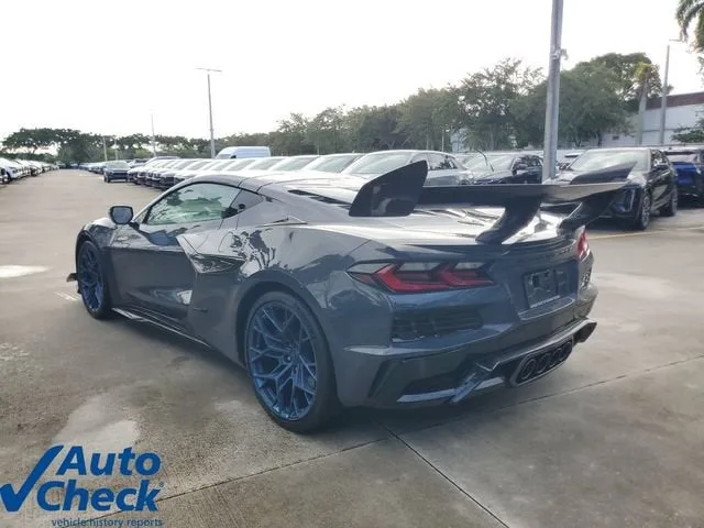 2027 Chevrolet Corvette ZR1 1LZ photo 3