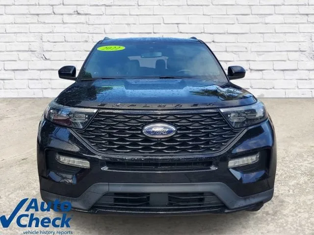 2022 Ford Explorer ST-Line photo 6