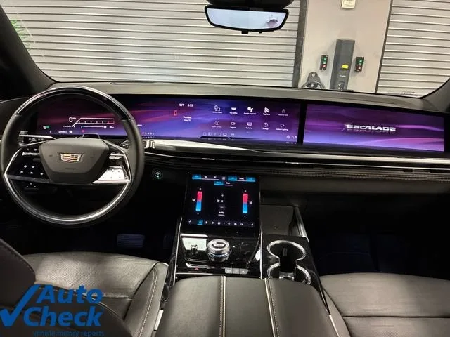 2025 Cadillac Escalade Sport photo 13