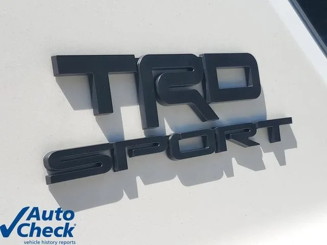 2025 Toyota 4Runner SR5 photo 11