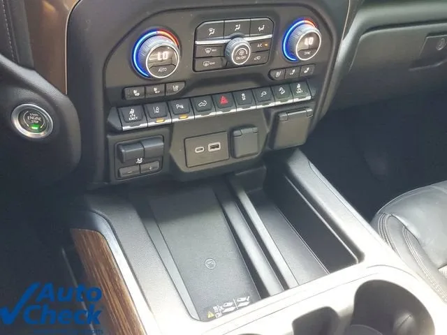 2022 Chevrolet Silverado 2500 HD High Country photo 29