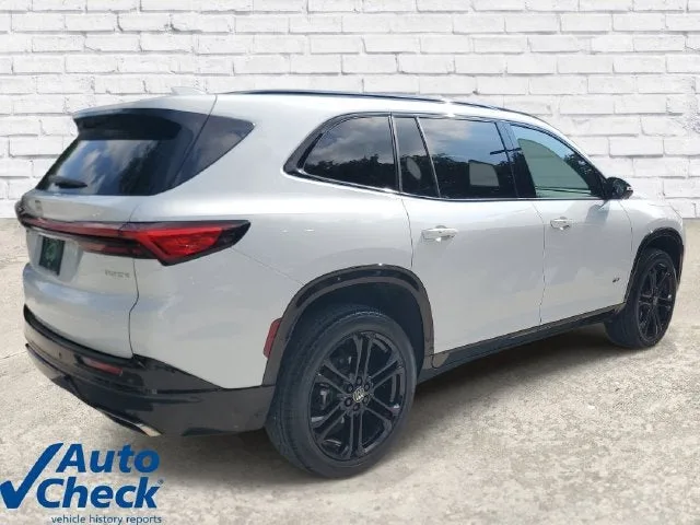 2026 Buick Enclave Sport Touring photo 4