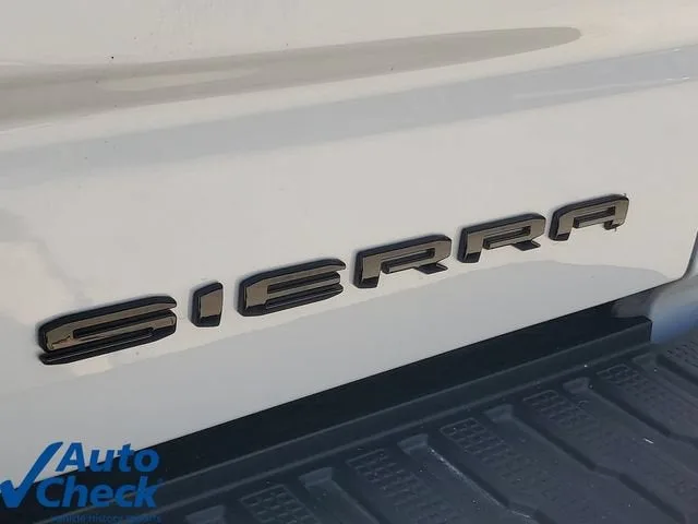 2026 GMC Sierra 1500 Denali photo 9