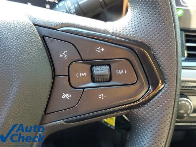 2024 Chevrolet Trax LS photo 22