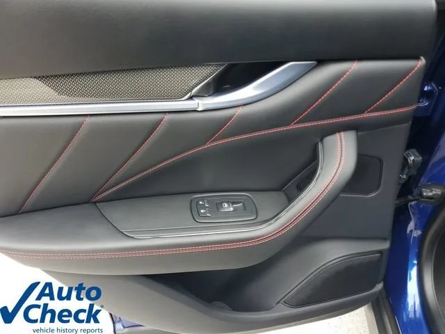2023 Maserati Levante GT photo 13