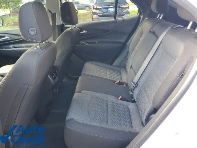 2024 Chevrolet Equinox LT photo 11