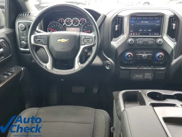 2020 Chevrolet Silverado 1500 LT photo 17