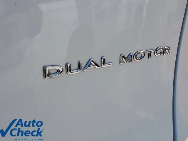 2021 Tesla Model Y Long Range photo 8