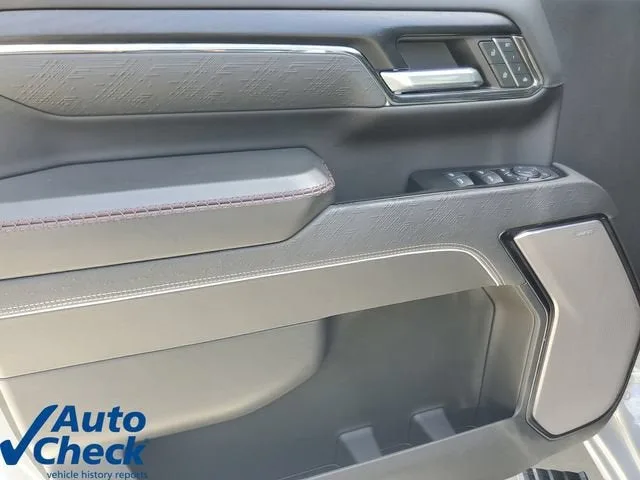 2024 GMC Sierra 2500 HD AT4X photo 18