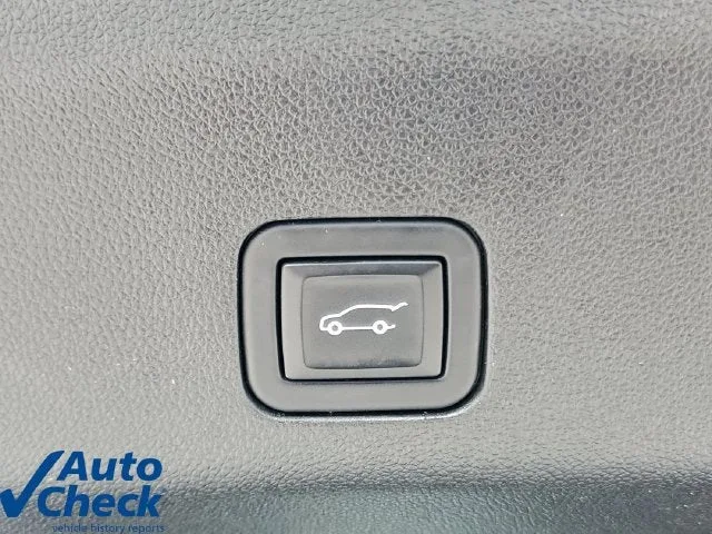 2023 Chevrolet Suburban High Country photo 10