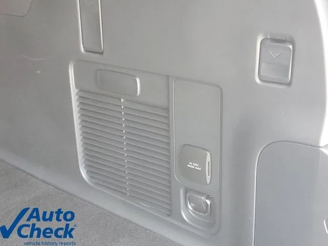 2026 Ford Expedition Max King Ranch photo 12