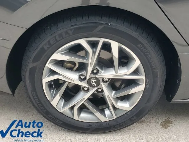 2023 Hyundai Sonata SEL photo 8