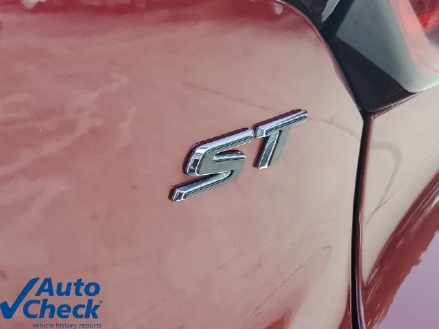 2024 Buick Encore GX Sport Touring photo 9