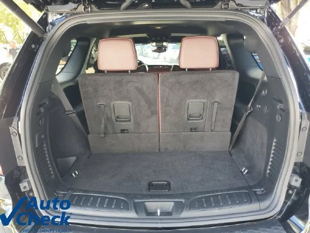 2023 Dodge Durango R/T Plus RWD photo 9