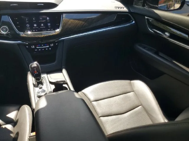 2022 Cadillac XT6 Premium Luxury photo 17
