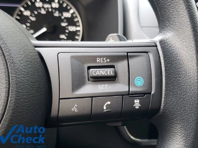 2024 Nissan Rogue SV FWD photo 22
