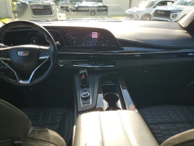 2023 Cadillac Escalade ESV 4WD Sport Platinum photo 14
