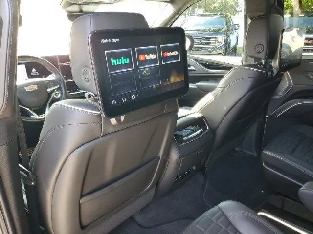 2024 Cadillac Escalade V-Series photo 14