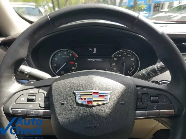 2023 Cadillac XT4 Luxury photo 21