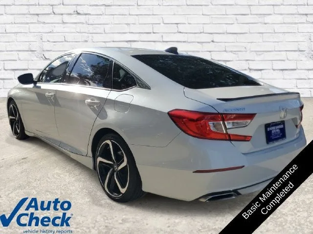2021 Honda Accord Sport photo 2