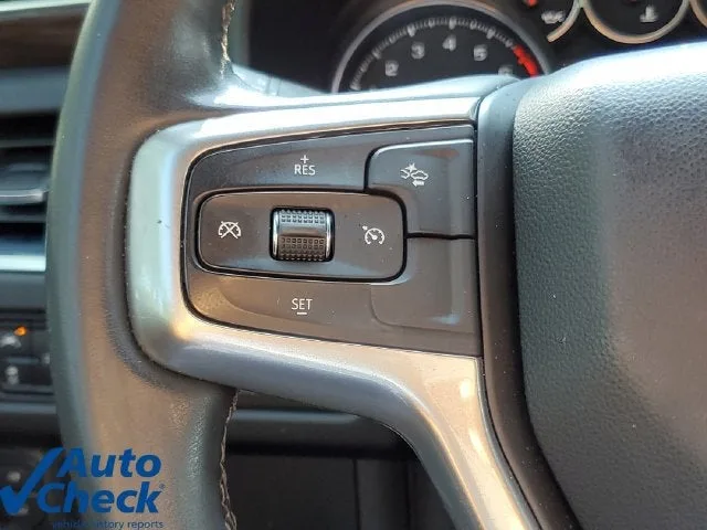 2024 Chevrolet Suburban LS photo 21