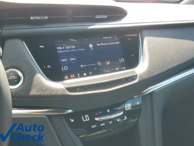 2024 Cadillac XT6 Luxury photo 28
