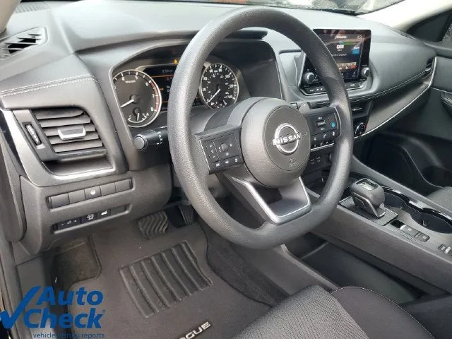 2024 Nissan Rogue SV FWD photo 19
