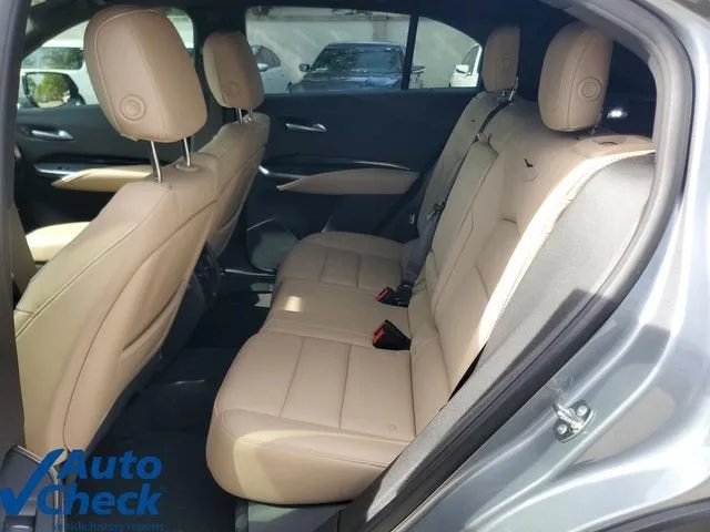 2024 Cadillac XT4 Luxury photo 12
