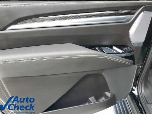 2025 Cadillac Escalade ESV Escalade-V ESV photo 17
