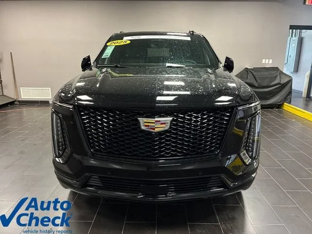 2025 Cadillac Escalade Sport photo 9