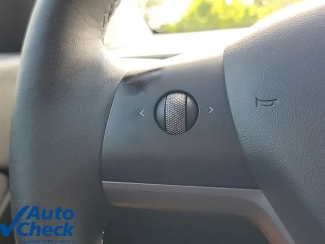 2021 Tesla Model Y Long Range photo 22