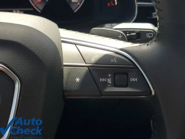 2020 Audi Q7 Prestige photo 24