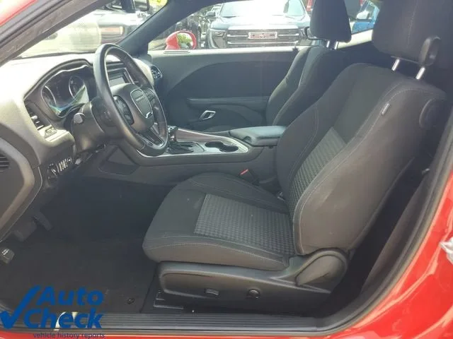 2022 Dodge Challenger SXT photo 16