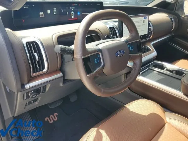 2026 Ford Expedition Max King Ranch photo 25