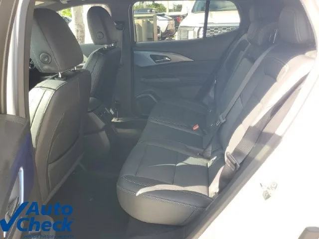 2024 Chevrolet Equinox EV 3LT photo 11