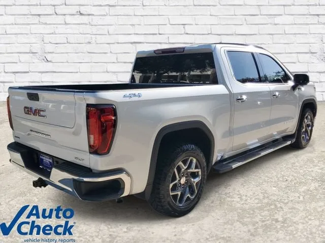 2023 GMC Sierra 1500 SLT photo 4