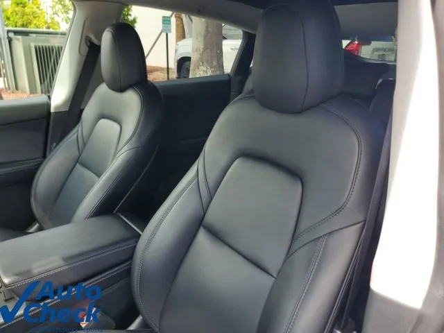 2021 Tesla Model Y Long Range photo 19