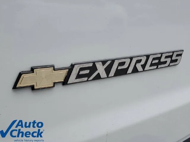 2025 Chevrolet Express Cargo WT photo 26
