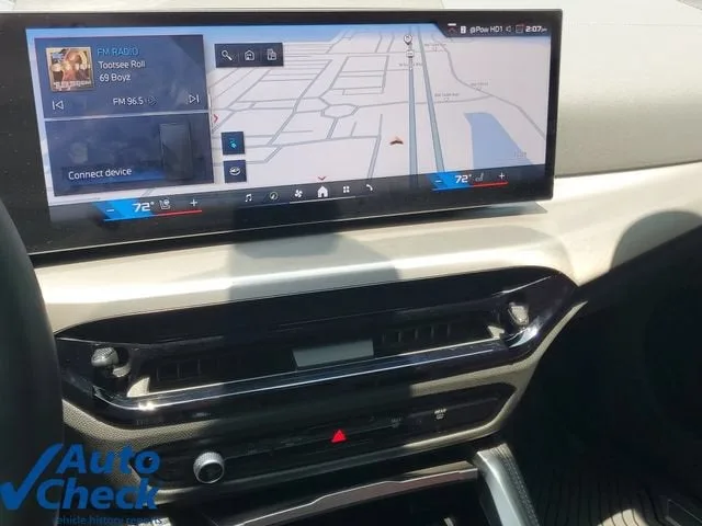 2025 BMW i4 M50 photo 24