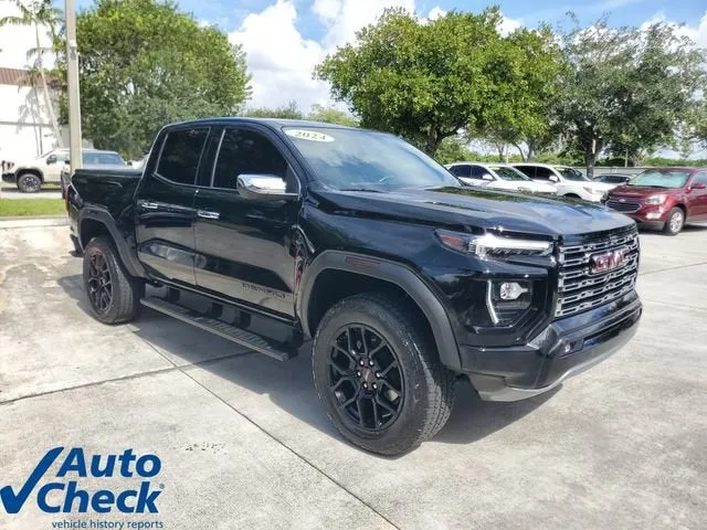 2024 GMC Canyon Denali photo 5