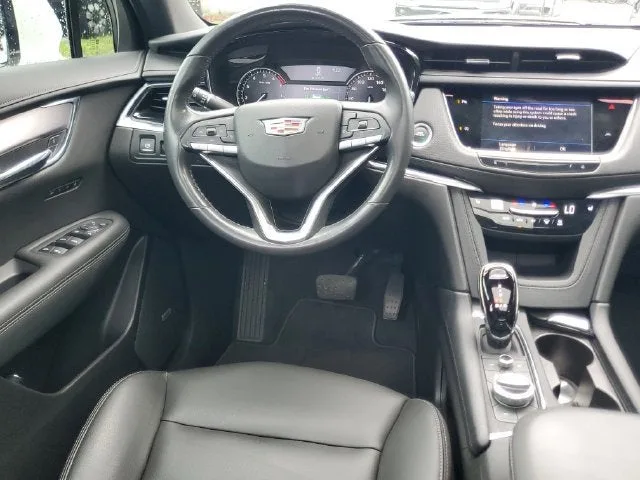 2024 Cadillac XT6 Luxury photo 18