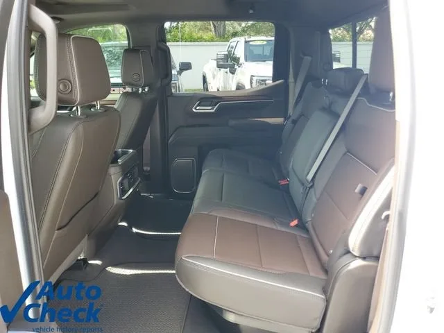 2026 GMC Sierra 1500 Denali photo 11