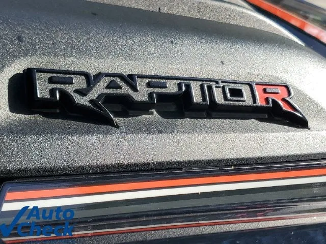 2023 Ford F-150 Raptor photo 8