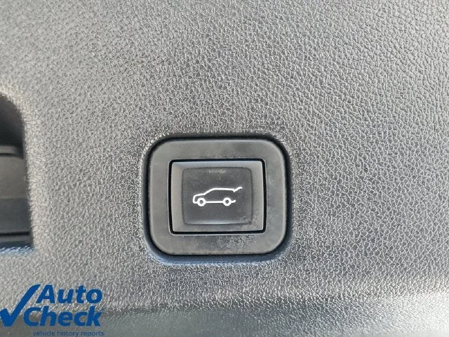 2026 Chevrolet Traverse LT photo 11