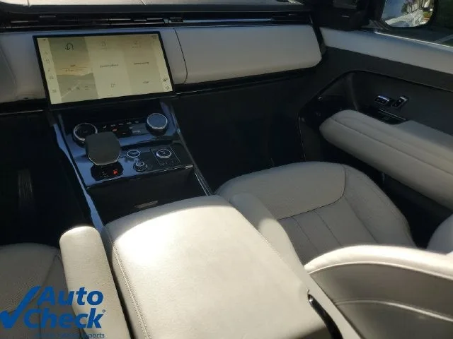 2023 Land Rover Range Rover Sport SE photo 15