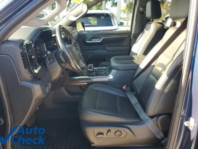 2022 Chevrolet Silverado 1500 RST photo 16