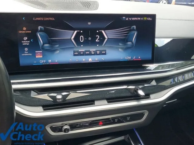 2024 BMW X7 xDrive40i photo 28