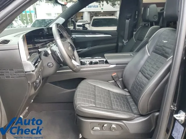 2025 Cadillac Escalade ESV Escalade-V ESV photo 22