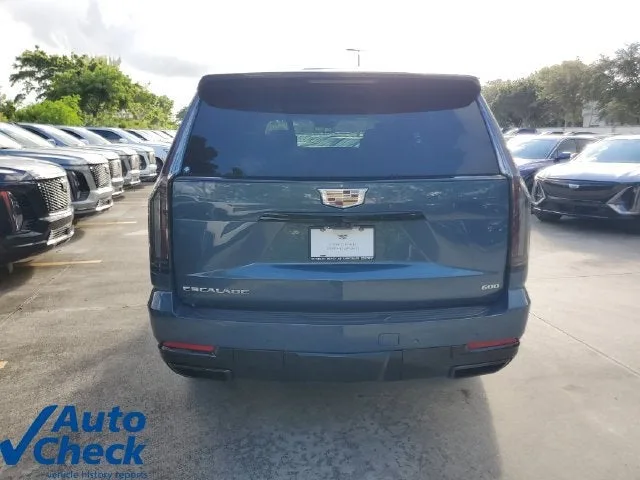 2025 Cadillac Escalade ESV Sport Platinum photo 3