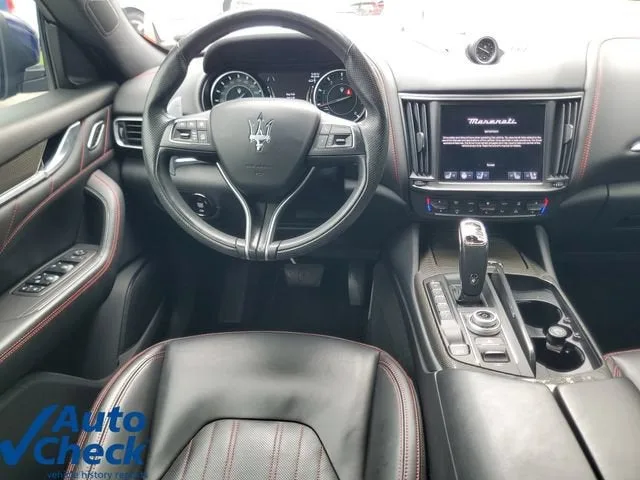 2023 Maserati Levante GT photo 17
